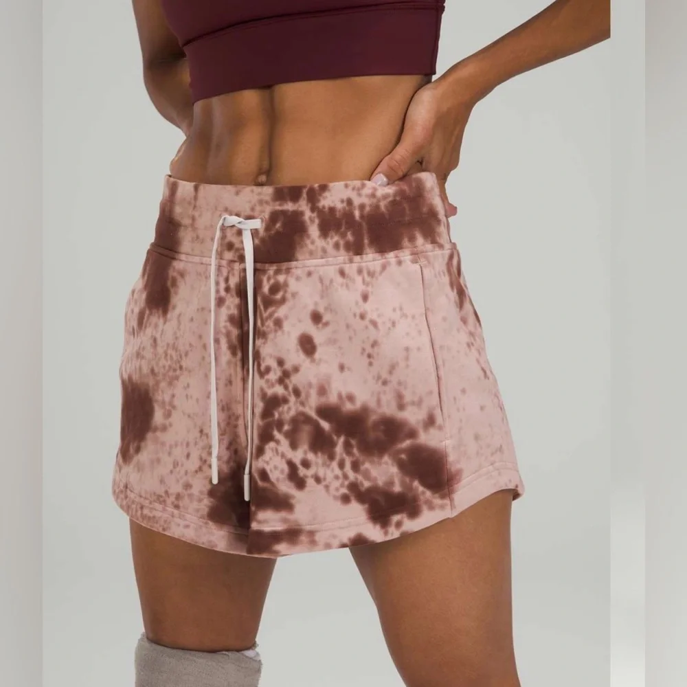 Lululemon Inner Glow Short 3